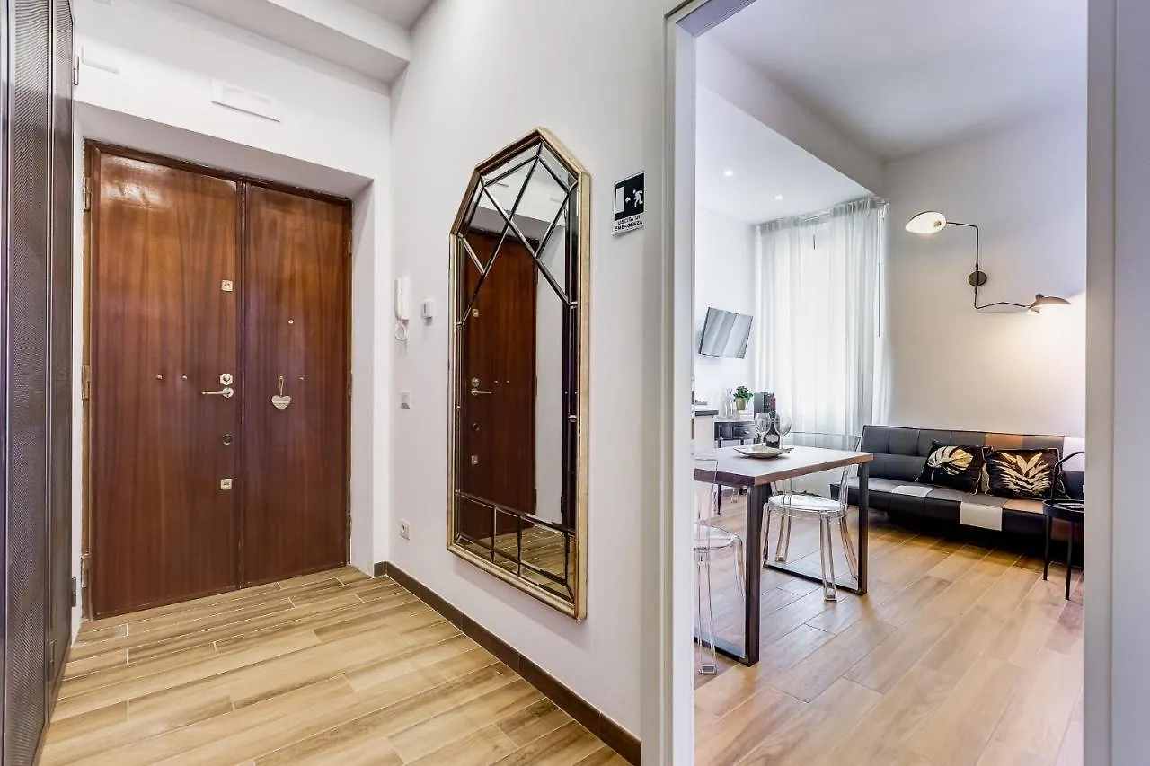 Lovely Loft In The Center Of Rome. Fabrizia Rome