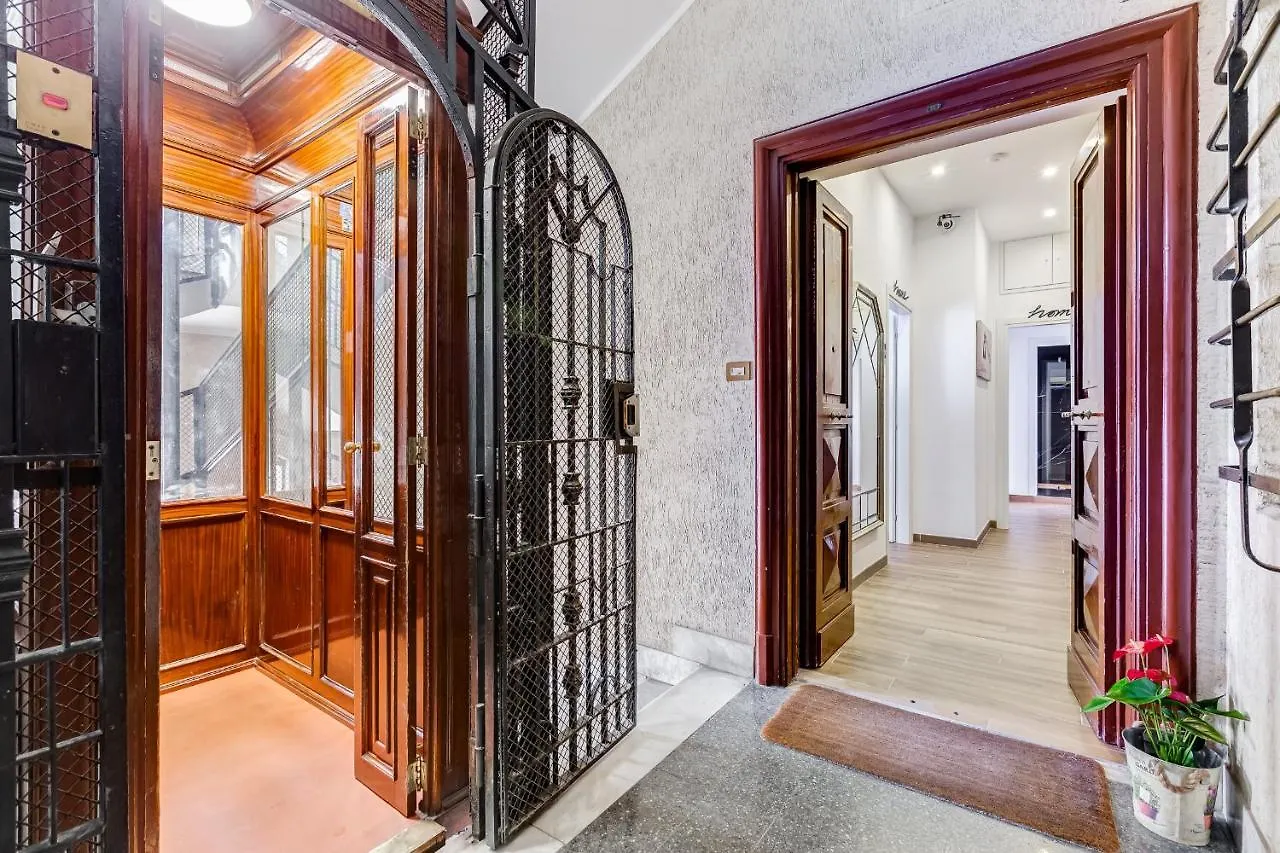Lovely Loft In The Center Of Rome. Fabrizia Apartment